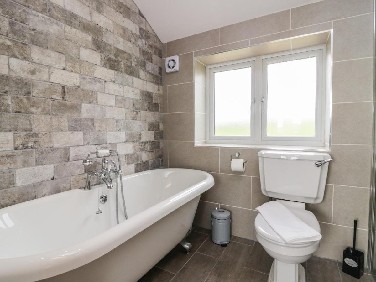 Primrose Cottage Ulverston Ngoại thất bức ảnh