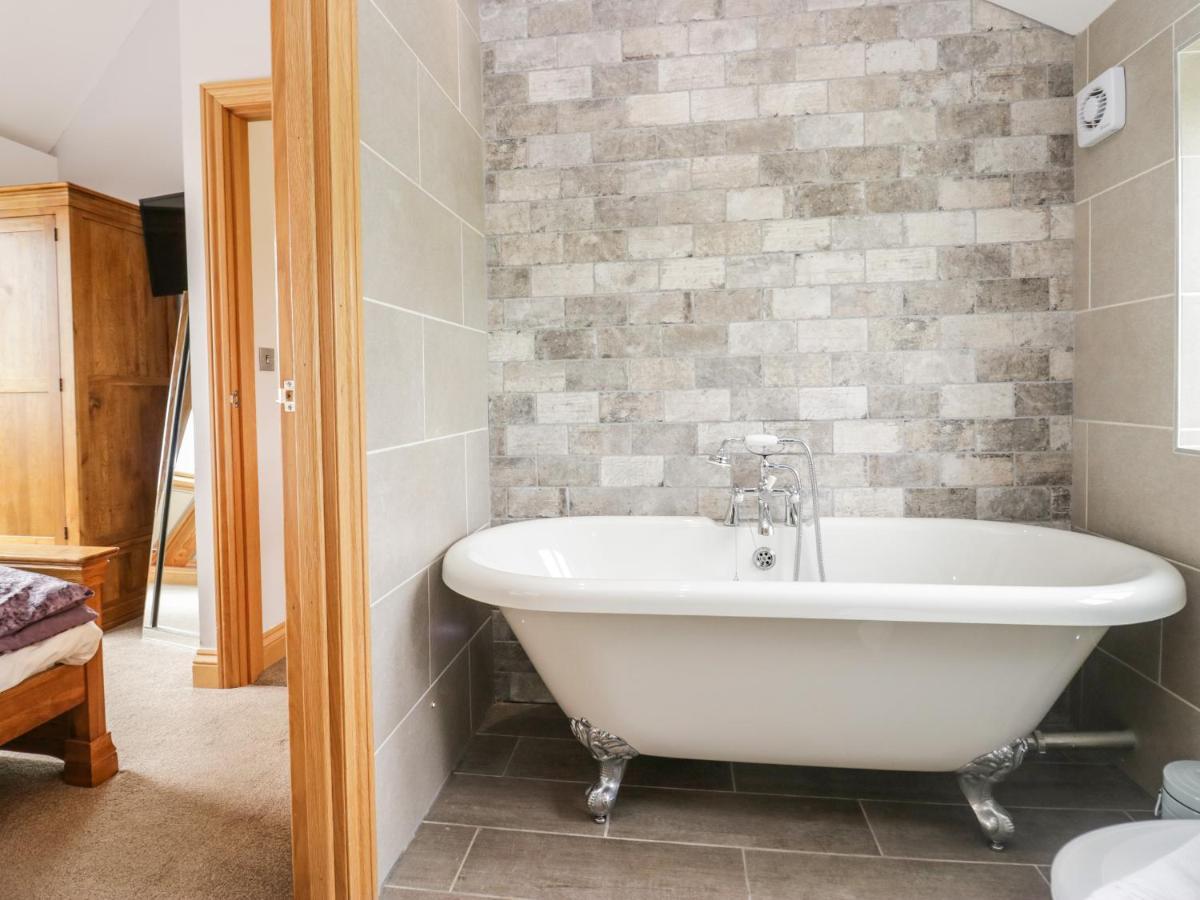 Primrose Cottage Ulverston Ngoại thất bức ảnh